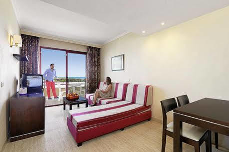 Allsun Orient Beach Sa Coma  Buitenkant foto